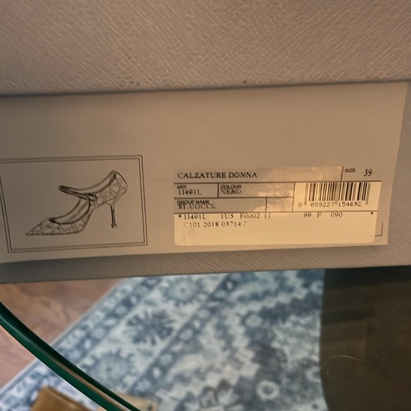 Prada slightly worn and well cared for heels - Picture 5 of 5